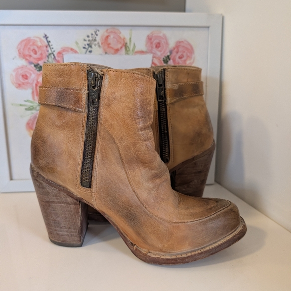 🥰GUC Bed Stu Isla Distressed Leather Zip Side Ankle Booties, Honey Tan, 6 - Picture 12 of 16